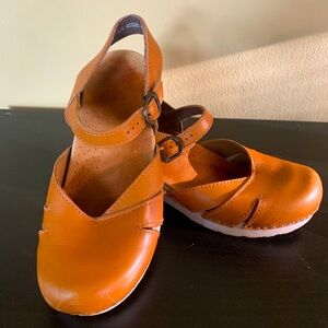 Dansko Sam Mary Jane